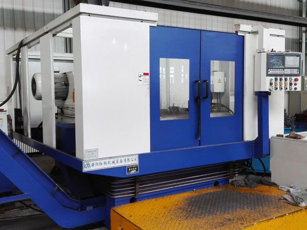 鉤(gou)尾(wei)框承(cheng)載麵(mian)加(jia)工(gong)機(jī)(ji)牀(chuang)